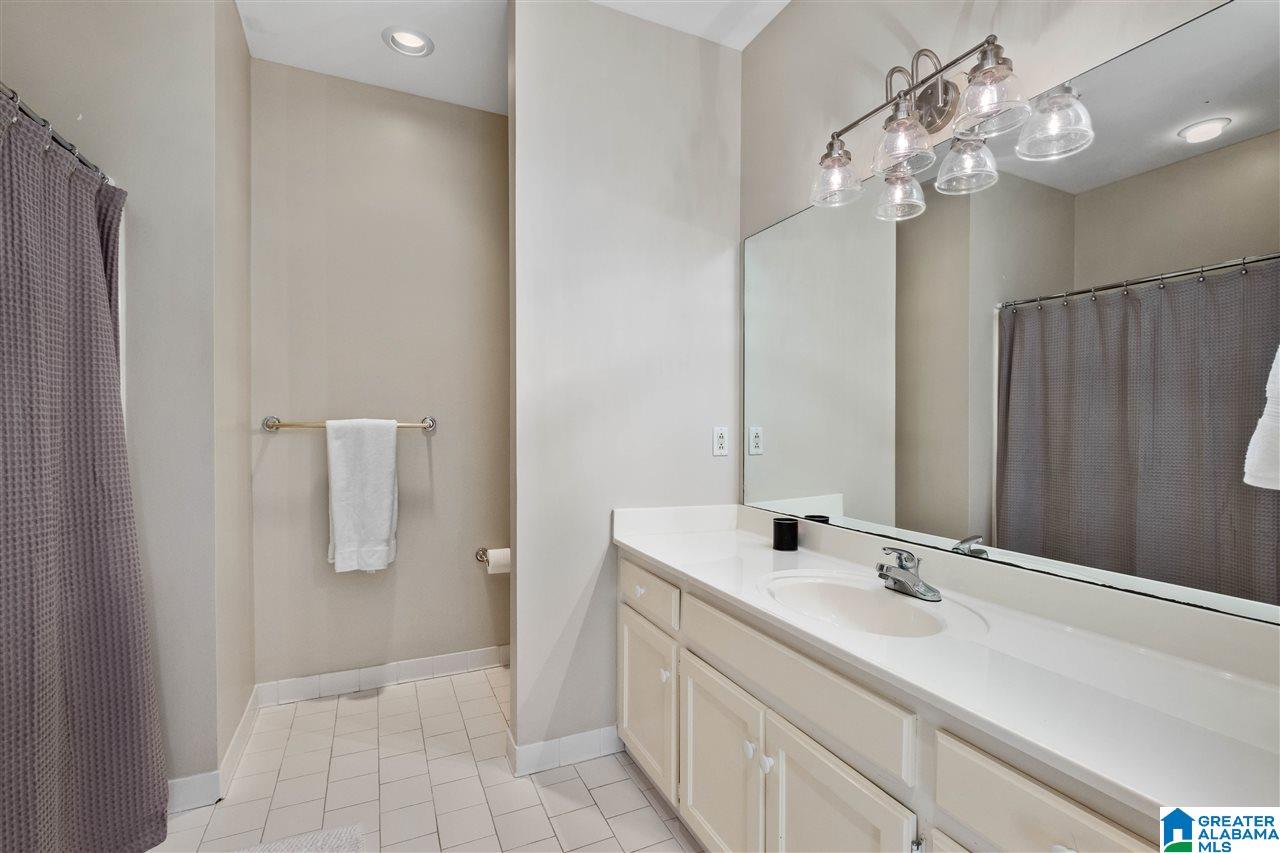 2209 Longleaf Boulevard Birmingham, AL 35243 - Photo 37 of 50