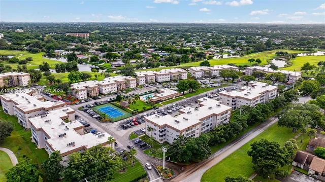 $195,000 | 8161 Southwest 24th Court, Unit 404, Davie, FL 33324