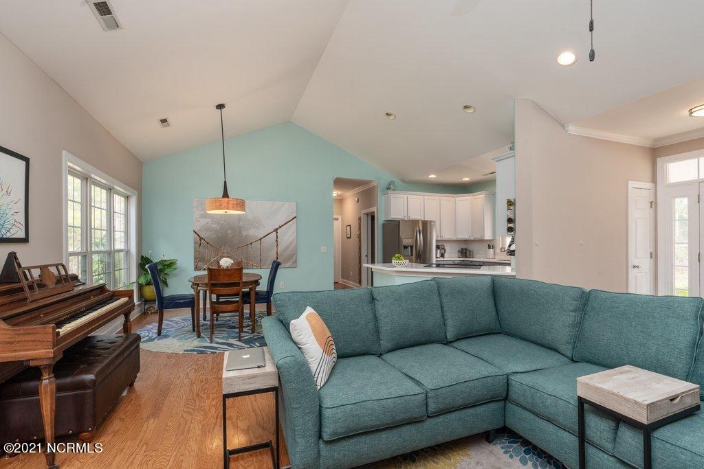 6106 Lydden Road Wilmington, NC 28409 - Photo 15 of 38 DSC01883.jpg-SMALL