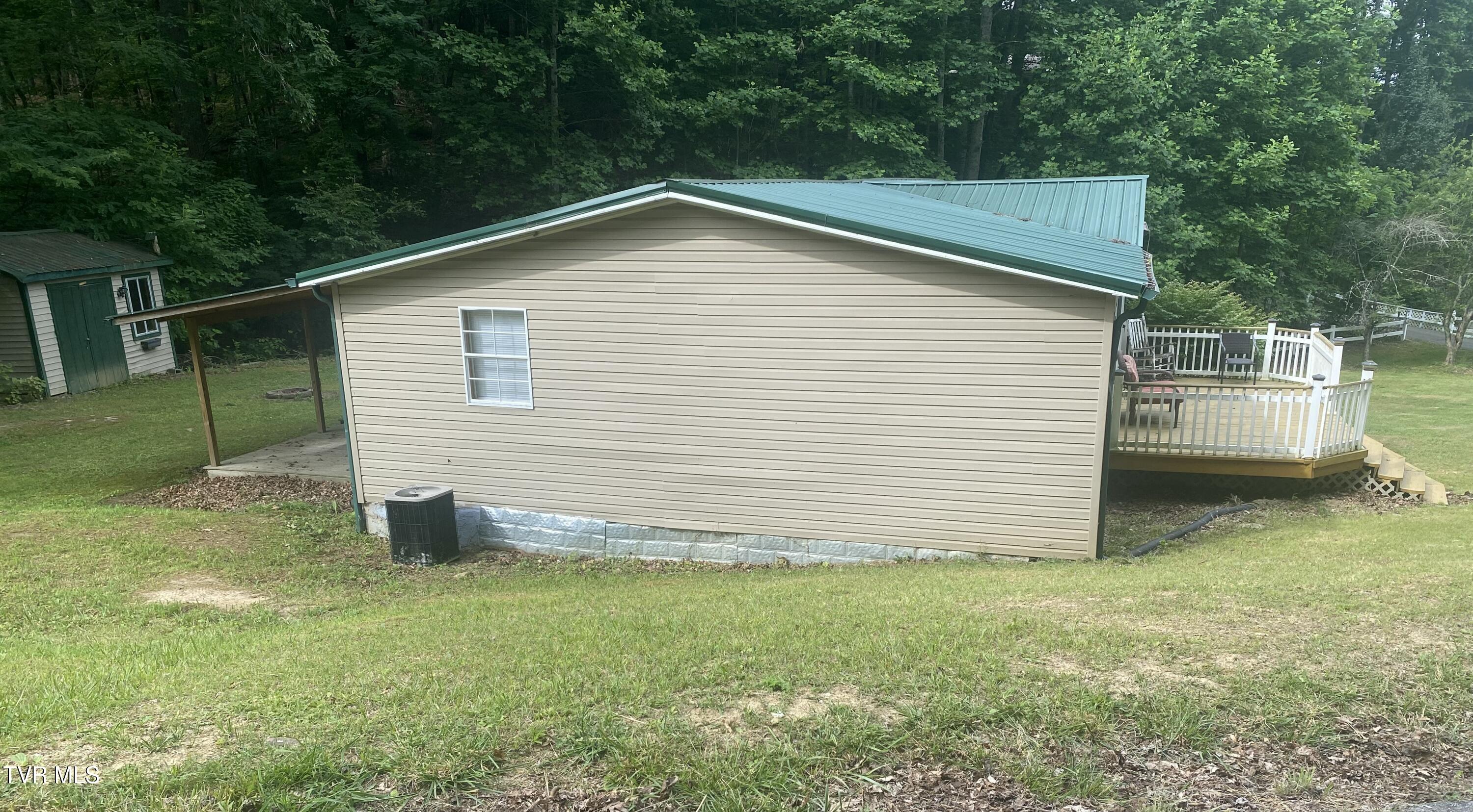 6218 Lake Road Big Stone Gap, VA 24219 - Photo 12 of 14 F84743D4-799A-4263-9C87-DB4B74A667A6