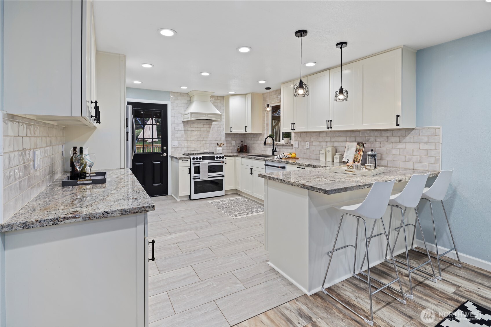 30308 148th Avenue Southeast Kent, WA 98042 - Photo 8 of 39