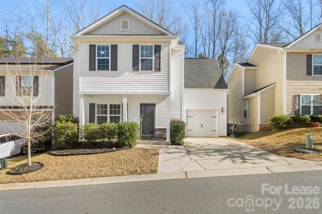 $2,075 | 7621 Mockernut Drive, Charlotte, NC 28215