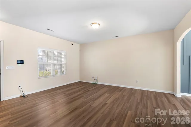 $2,075 | 7621 Mockernut Drive, Charlotte, NC 28215