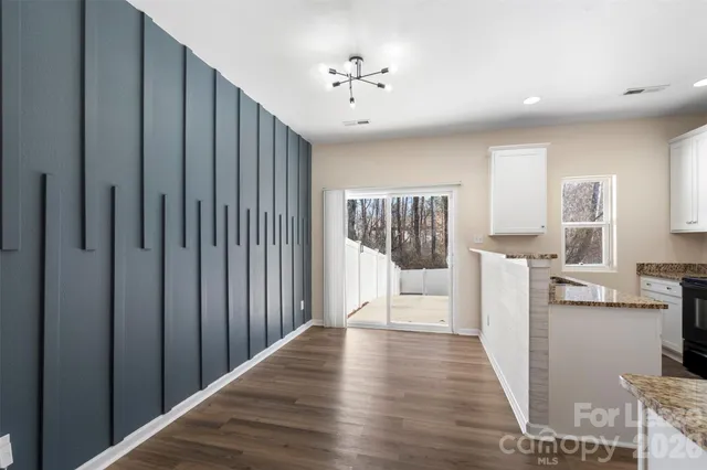 $2,075 | 7621 Mockernut Drive, Charlotte, NC 28215