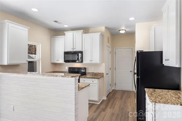 $1,945 | 7621 Mockernut Drive, Charlotte, NC 28215