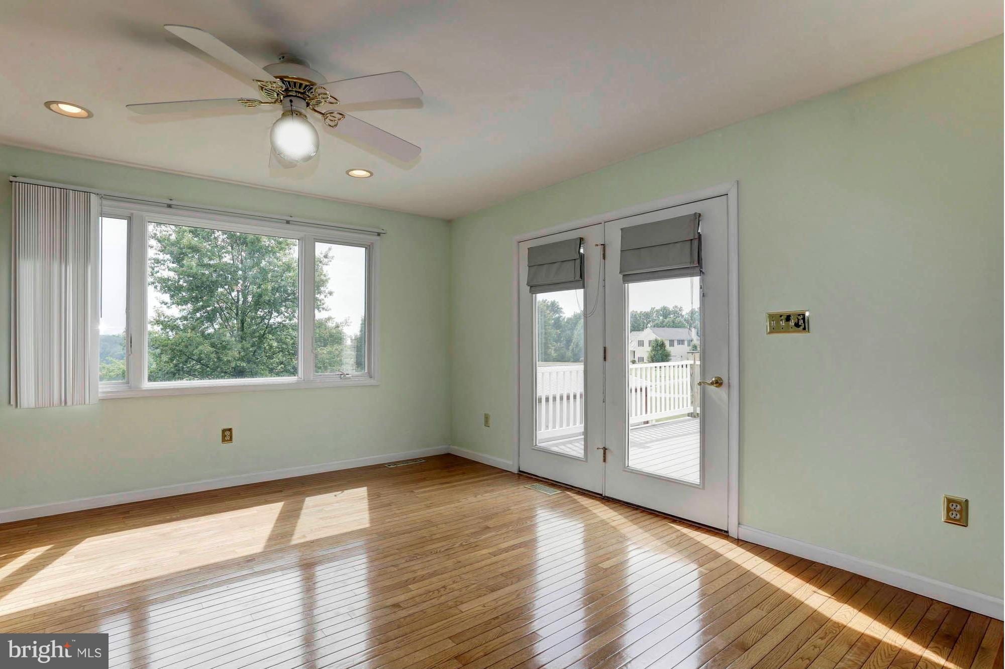 2714 Ebbvale Road Manchester, MD 21102 - Photo 12 of 30 Family Room