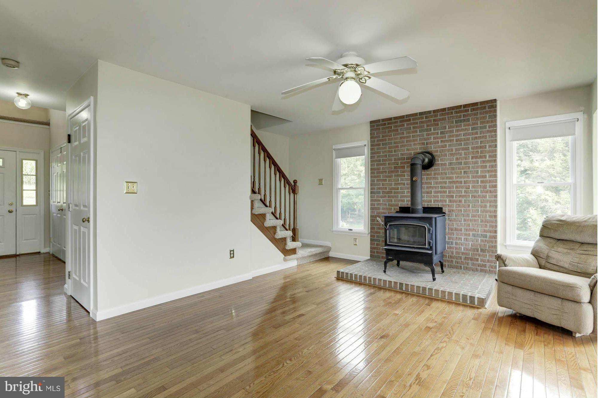 2714 Ebbvale Road Manchester, MD 21102 - Photo 17 of 30 Family Room