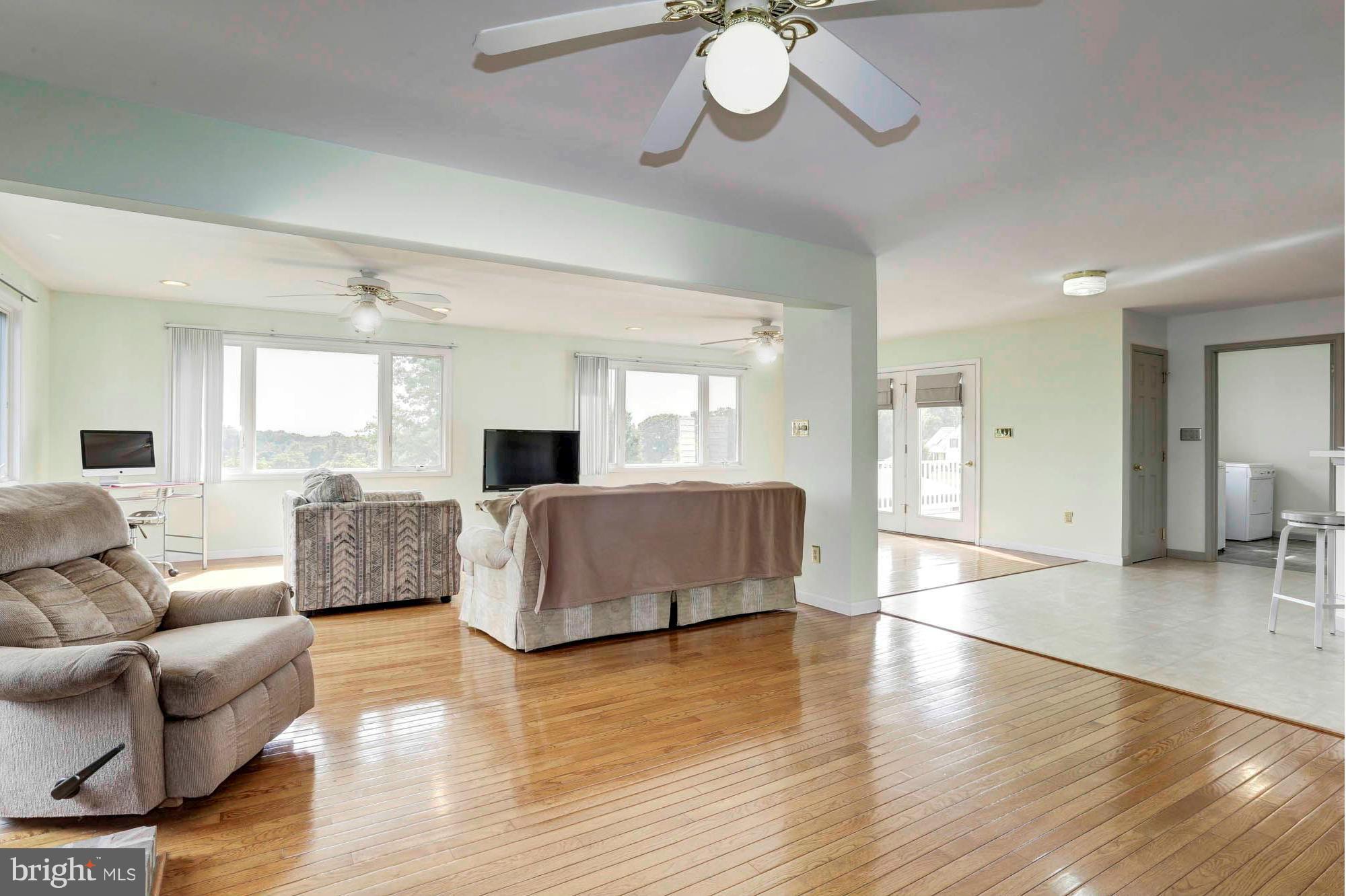 2714 Ebbvale Road Manchester, MD 21102 - Photo 19 of 30 Family Room