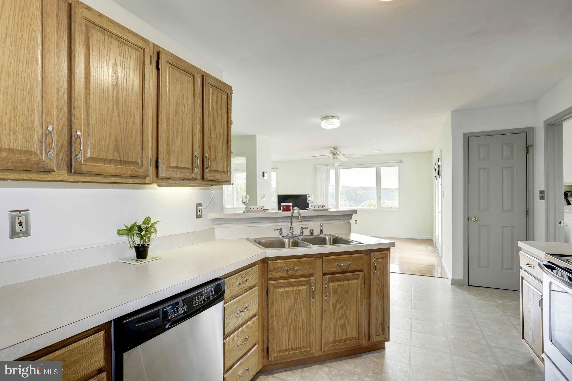 2714 Ebbvale Road Manchester, MD 21102 - Photo 6 of 30 Kitchen
