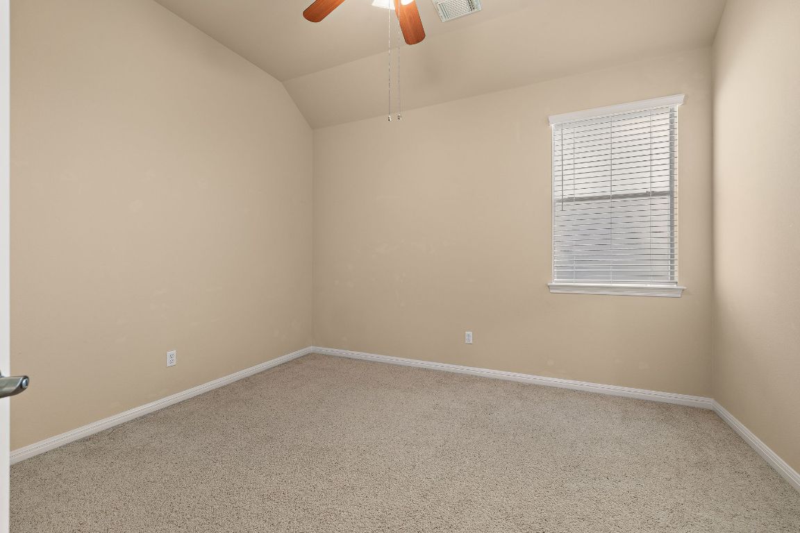 3948 Sapphire Loop Round Rock, TX 78681 - Photo 27 of 40 an empty room with a window