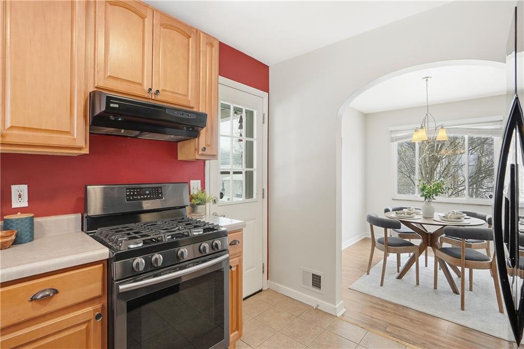 523 Thomas Street Pittsburgh, PA 15239 - Photo 15 of 49