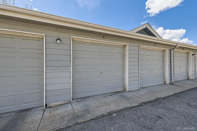 $319,900 | 4451 South Ammons Street, Unit 1304, Littleton, CO 80123