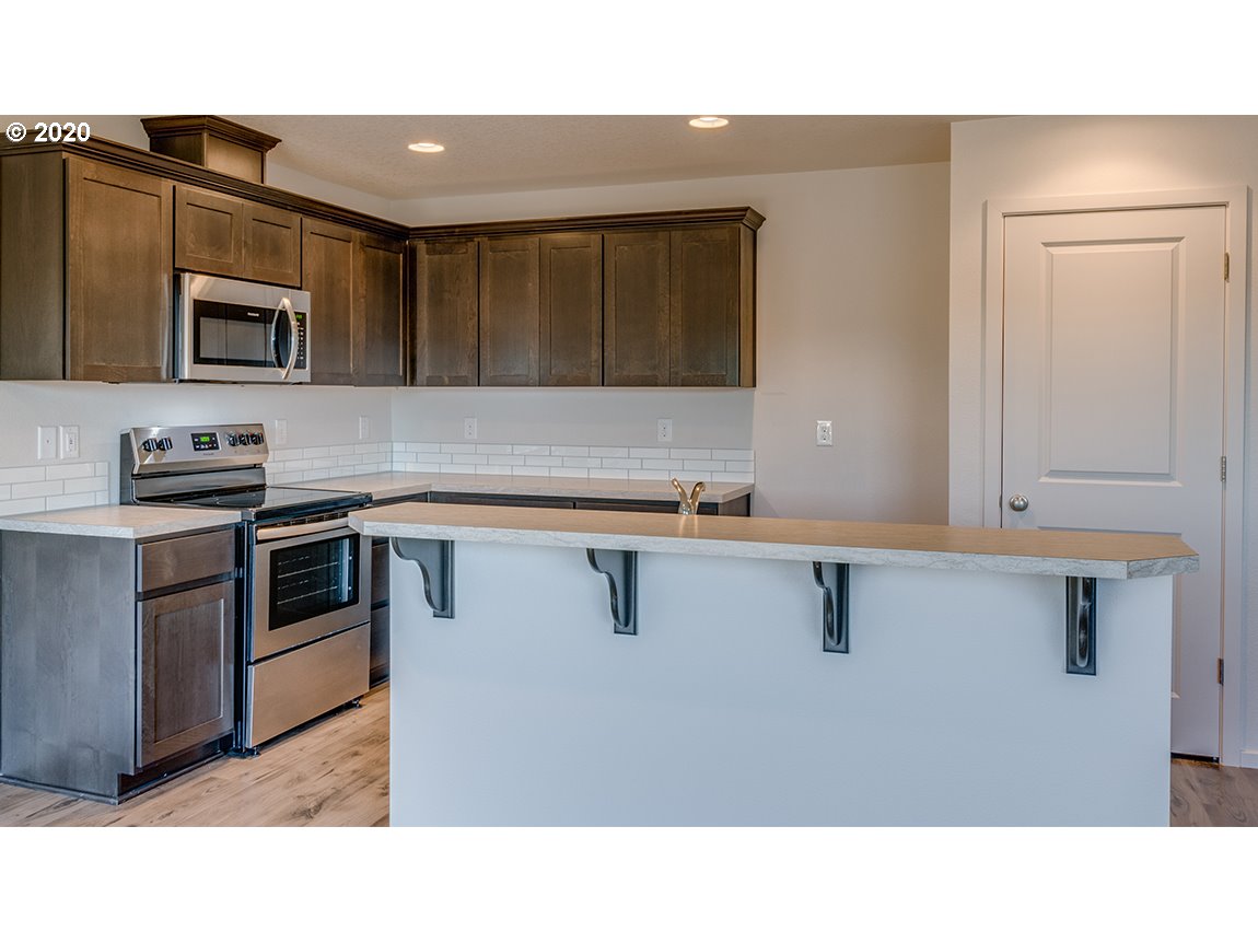 2128 South Chukar Drive Ridgefield, WA 98642 - Photo 8 of 22 Gallery Image 8