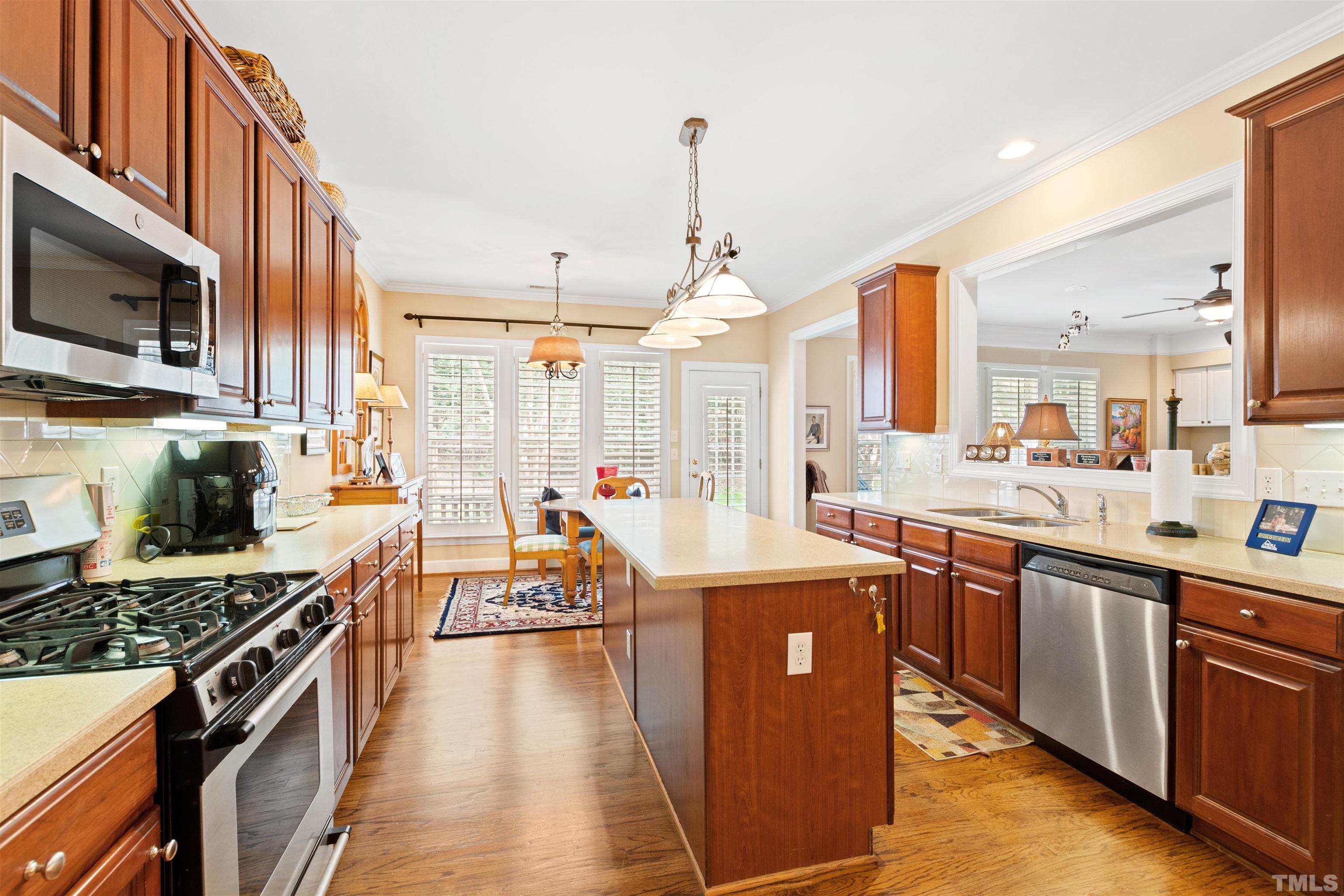 3912 Center Creek Circle Raleigh, NC 27612 - Photo 12 of 30