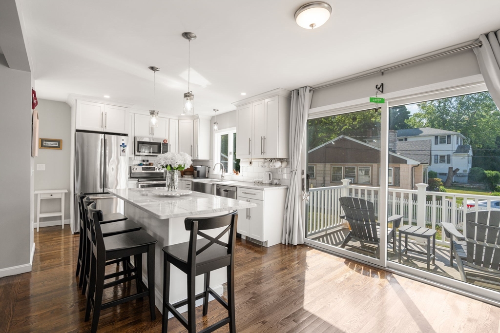 38 Overlook Road Waltham, MA 02451 - Photo 2 of 39