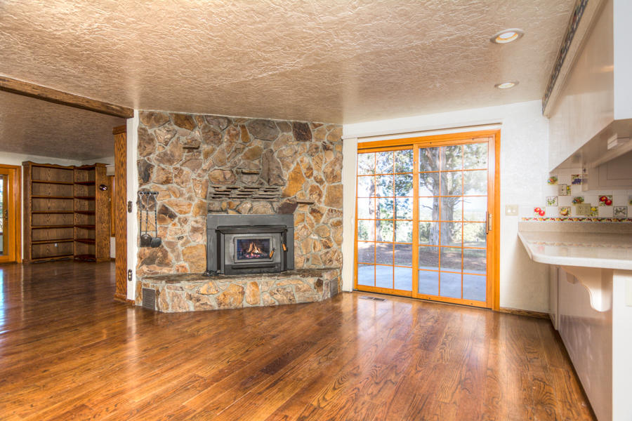 61175 Larsen Road Bend, OR 97702 - Photo 14 of 58 Larsen Rd 61175 (13 of 44)