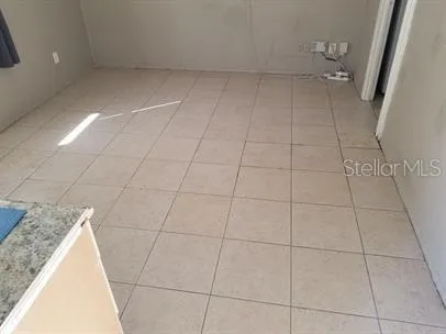 $890 | 317 East Tarpon Avenue, Unit 1, Tarpon Springs, FL 34689