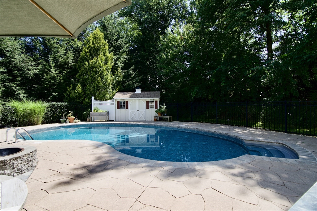 29 Skinner Road East Windsor, CT 06016 - Photo 12 of 40 Gallery Image 12