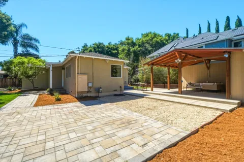 $1,150,000 | 470 Bell Street, East Palo Alto, CA 94303