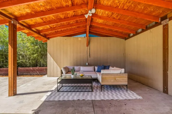 $1,150,000 | 470 Bell Street, East Palo Alto, CA 94303