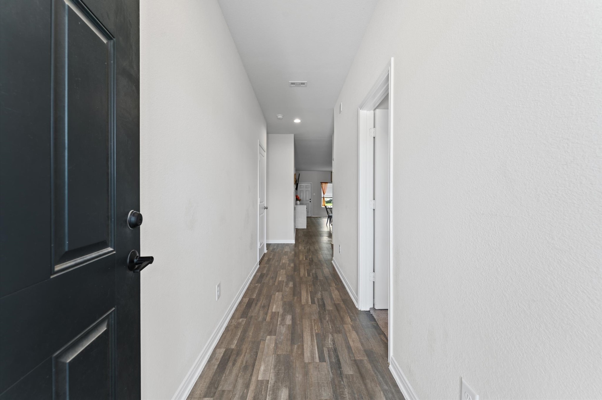 2550 18th Street Hempstead, TX 77445 - Photo 2 of 16