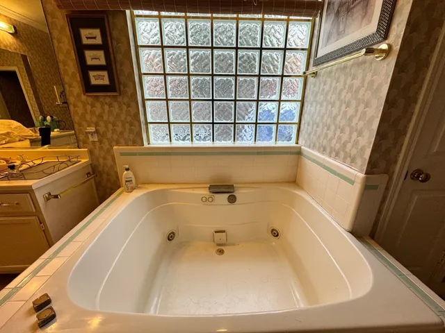 $2,300 | 9303 Bent Spur Lane, Houston, TX 77064