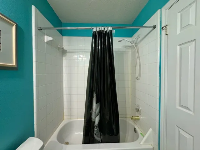 $2,300 | 9303 Bent Spur Lane, Houston, TX 77064