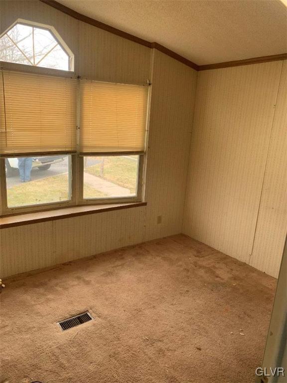 202 Molly Pitcher Road Mount Bethel, PA 18343 - Photo 13 of 13 Gallery Image 13