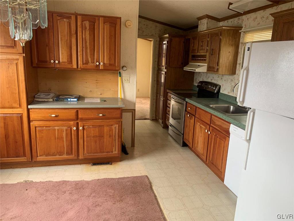 202 Molly Pitcher Road Mount Bethel, PA 18343 - Photo 6 of 13 Gallery Image 6