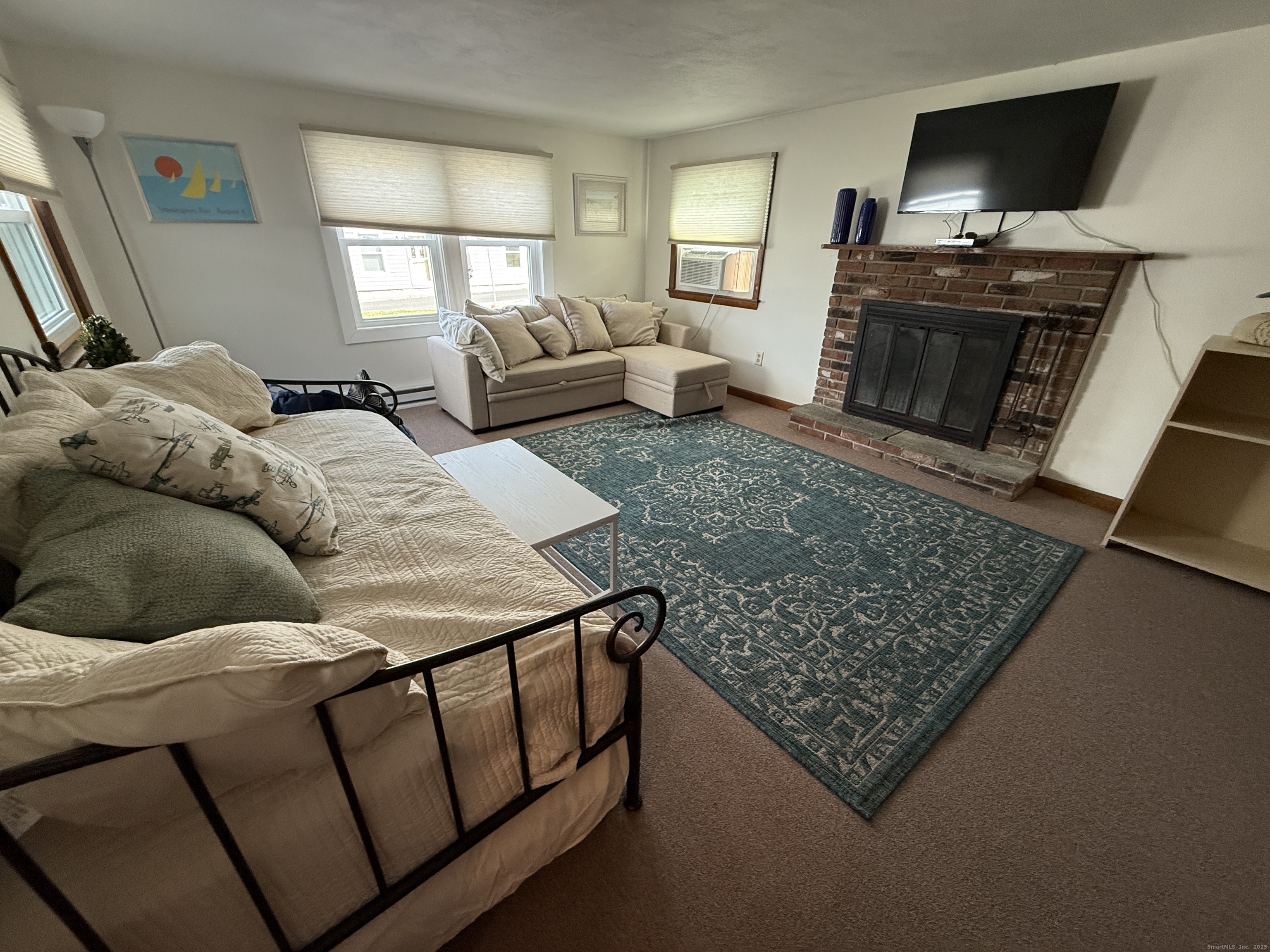 2 Reed Avenue Waterford, CT 06385 - Photo 3 of 14