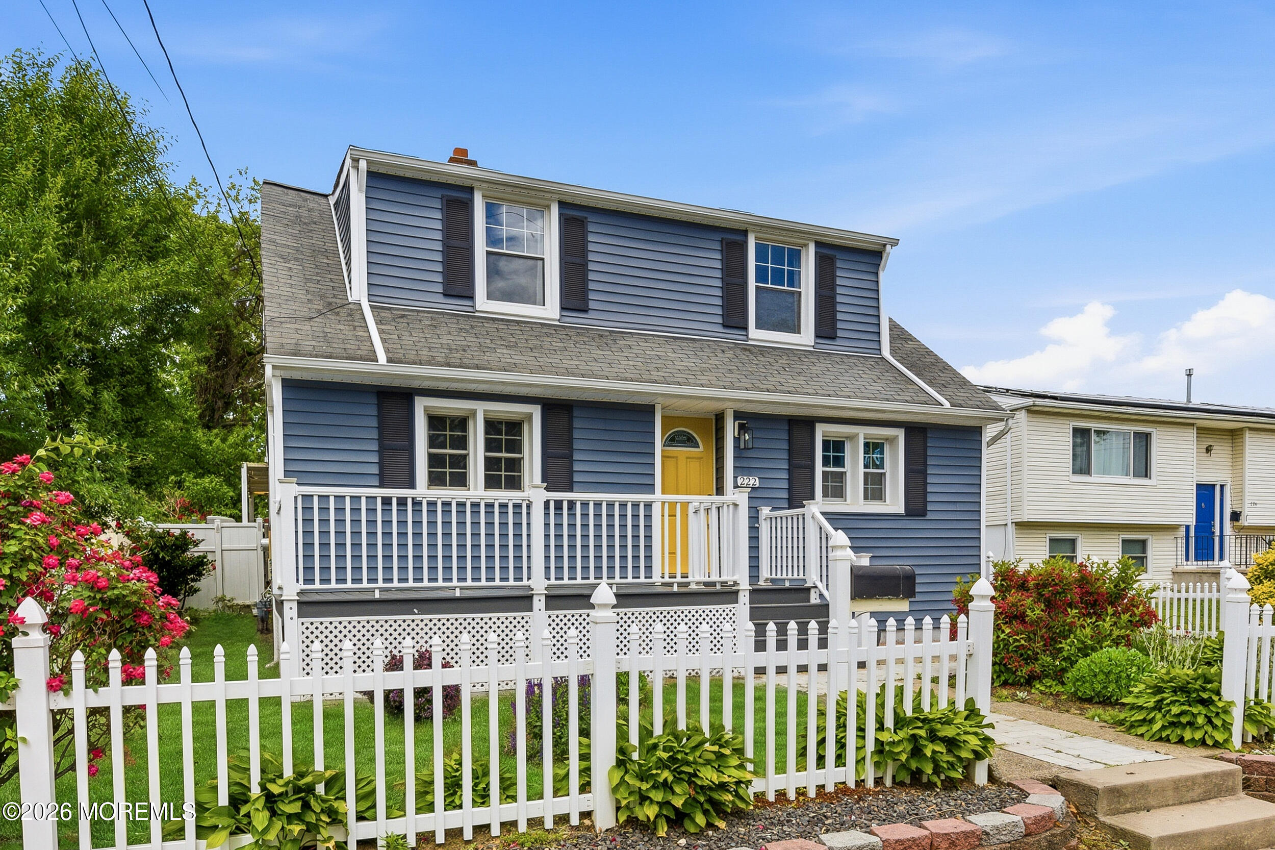 222 Raritan Street Keyport, NJ 07735 - Photo 5 of 31 009