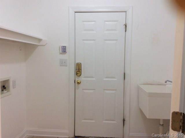 10004 Paradise Ridge Road, Unit 68 Charlotte, NC 28277 - Photo 13 of 24 a bathroom with a shower