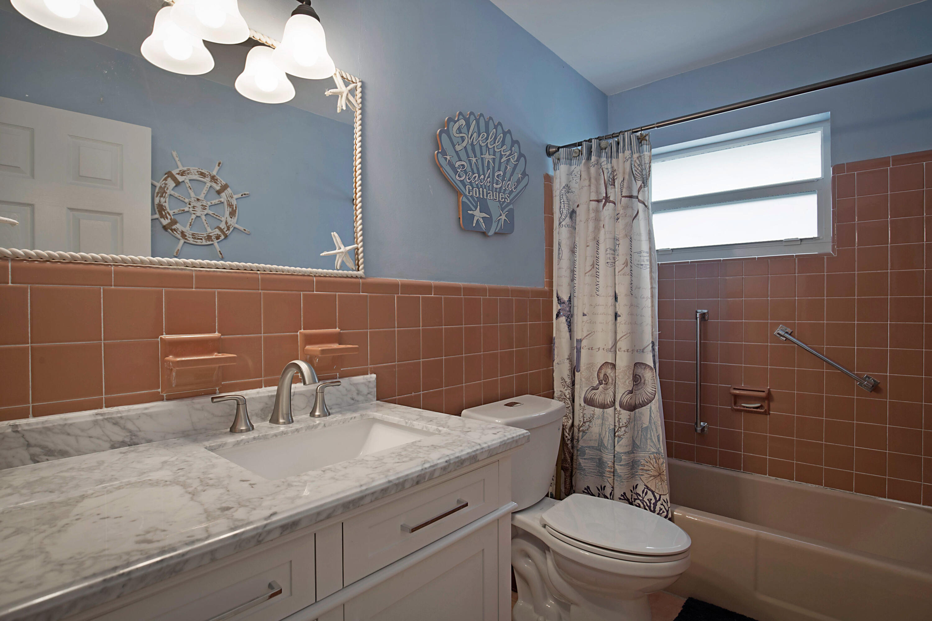 233 West Riverside Drive Jupiter, FL 33469 - Photo 20 of 38 233 W Riverside Drive-19