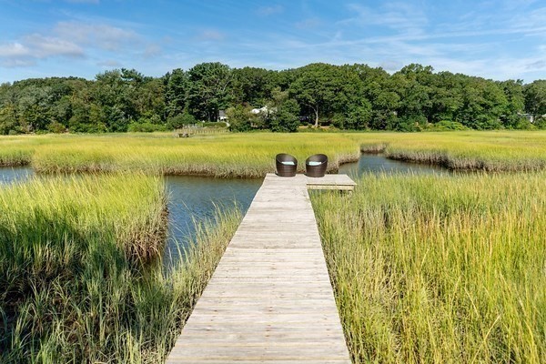 55 Macombers Way Marshfield, MA 02050 - Photo 3 of 38
