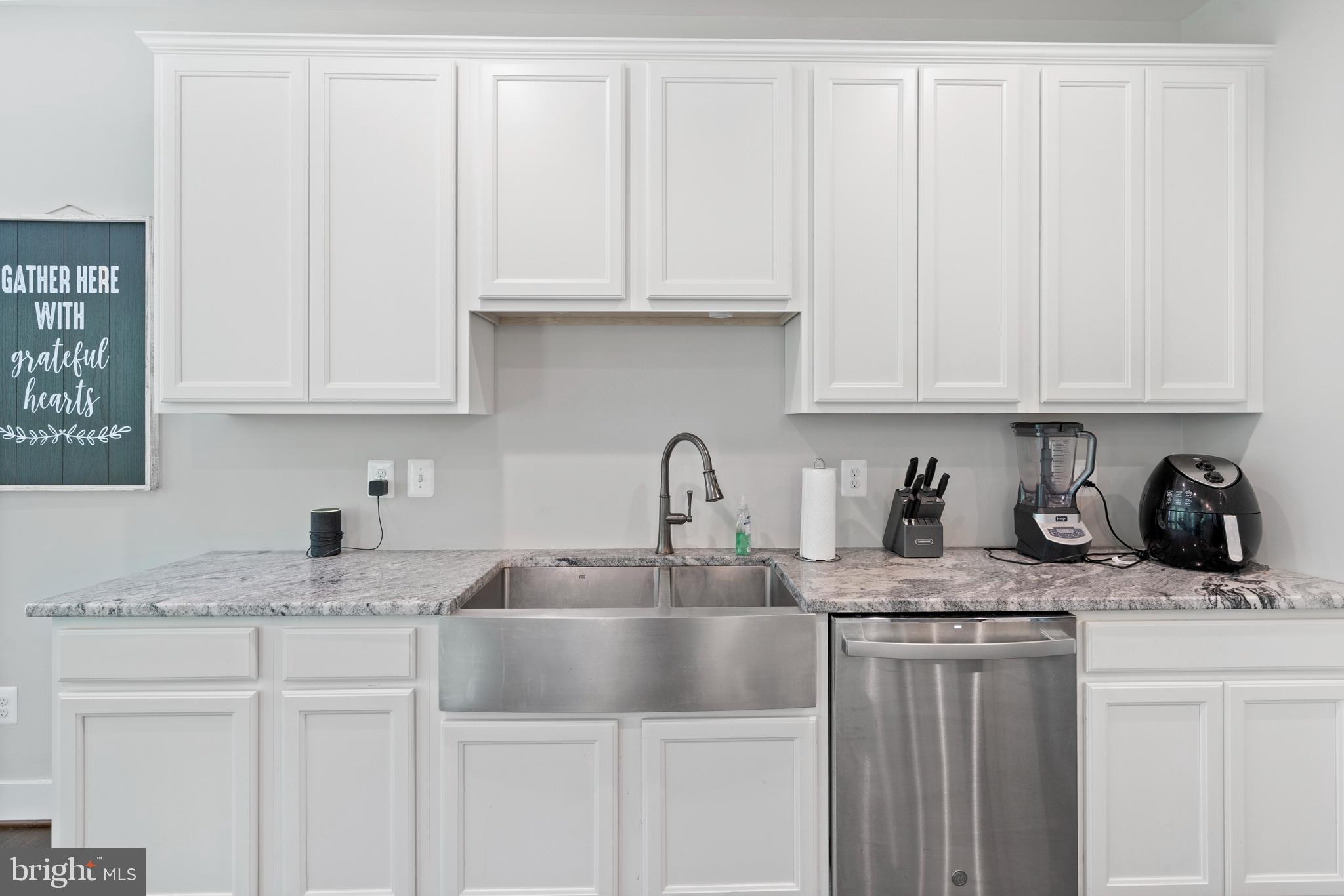 9412 Stonestreet Road La Plata, MD 20646 - Photo 14 of 53 Farmhouse sink