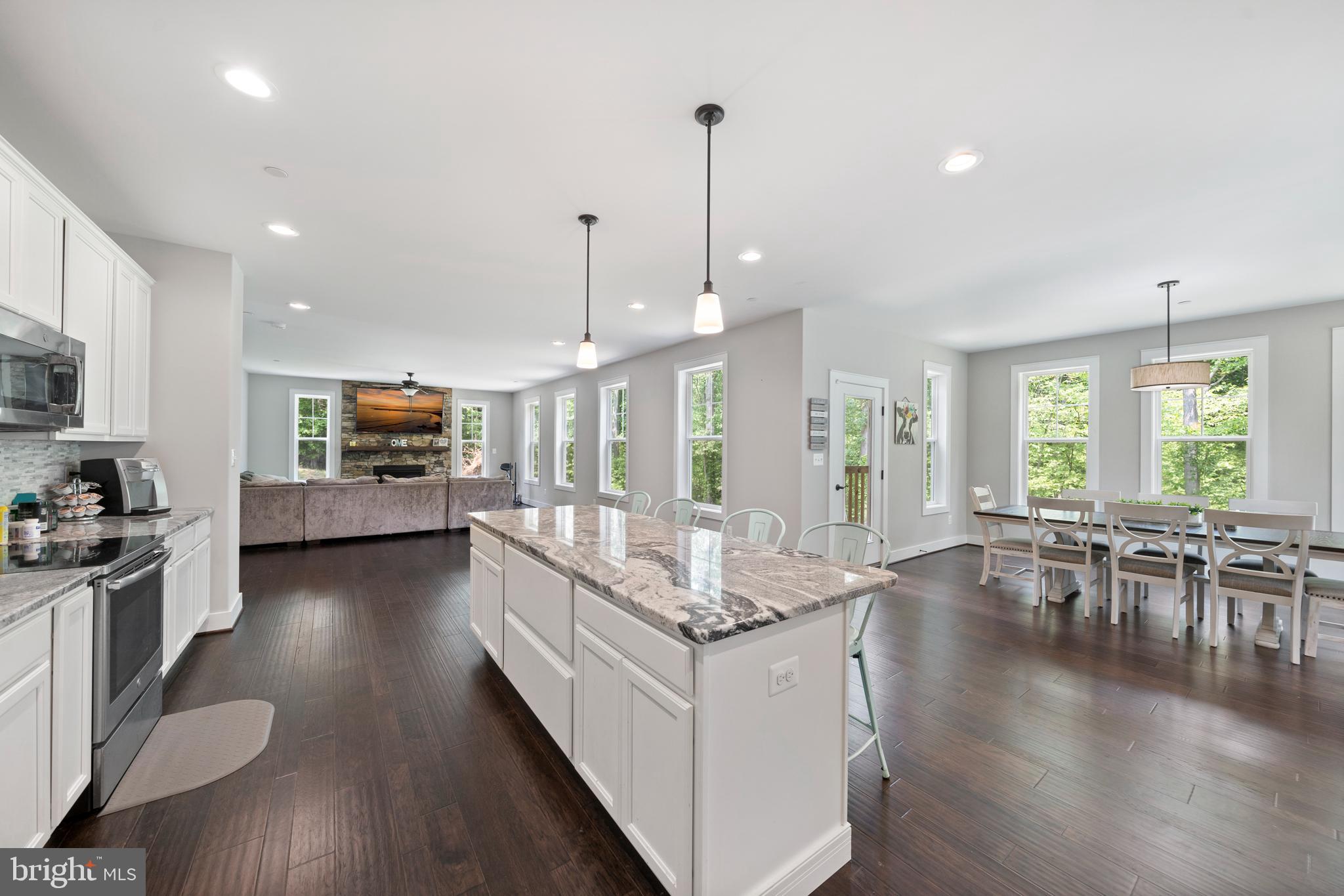 9412 Stonestreet Road La Plata, MD 20646 - Photo 17 of 53 Morning room off of kitchen
