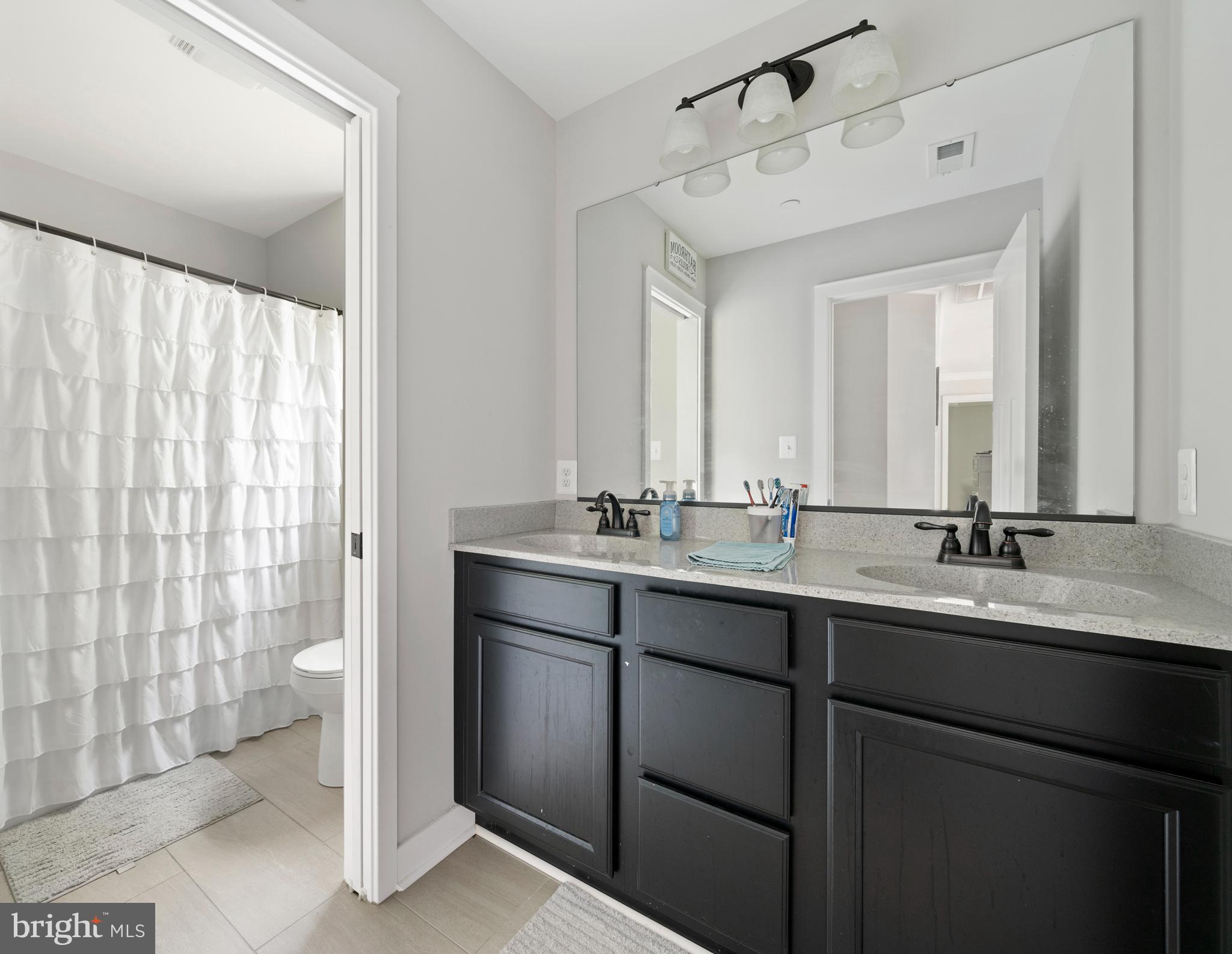 9412 Stonestreet Road La Plata, MD 20646 - Photo 36 of 53 Hall bathroom