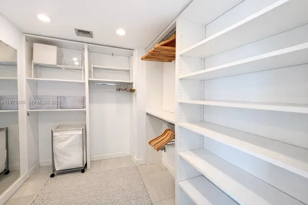 $5,300 | 3411 Indian Creek Drive, Unit LPH1401, Miami Beach, FL 33140