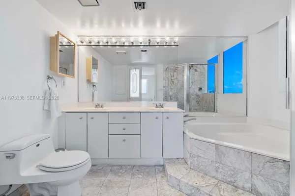 $5,300 | 3411 Indian Creek Drive, Unit LPH1401, Miami Beach, FL 33140