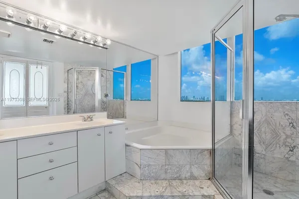 $5,300 | 3411 Indian Creek Drive, Unit LPH1401, Miami Beach, FL 33140