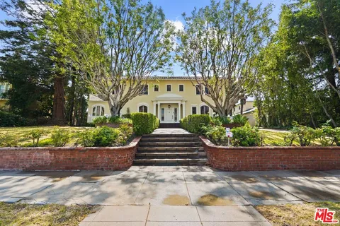$13,000 | 624 South Arden Boulevard, Los Angeles, CA 90005