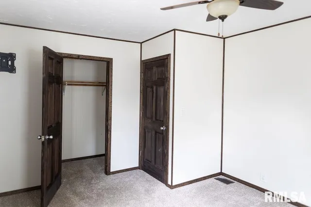 $169,000 | 614 East 8th Street, St. David, IL 61563