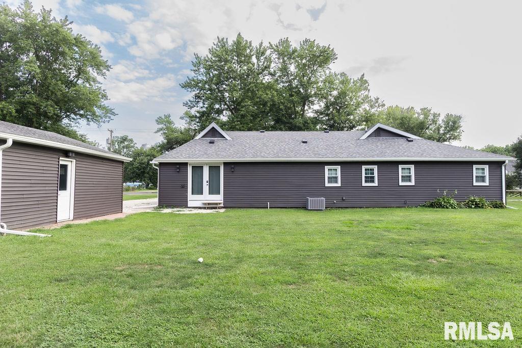 614 East 8th Street St. David, IL 61563 - Photo 3 of 52