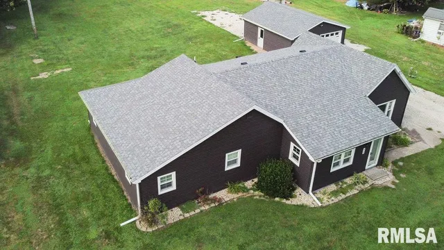 $169,000 | 614 East 8th Street, St. David, IL 61563