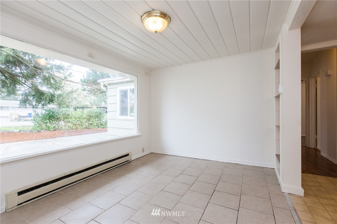 16517 108th Avenue Southeast Renton, WA 98055 - Photo 11 of 25 Gallery Image 11