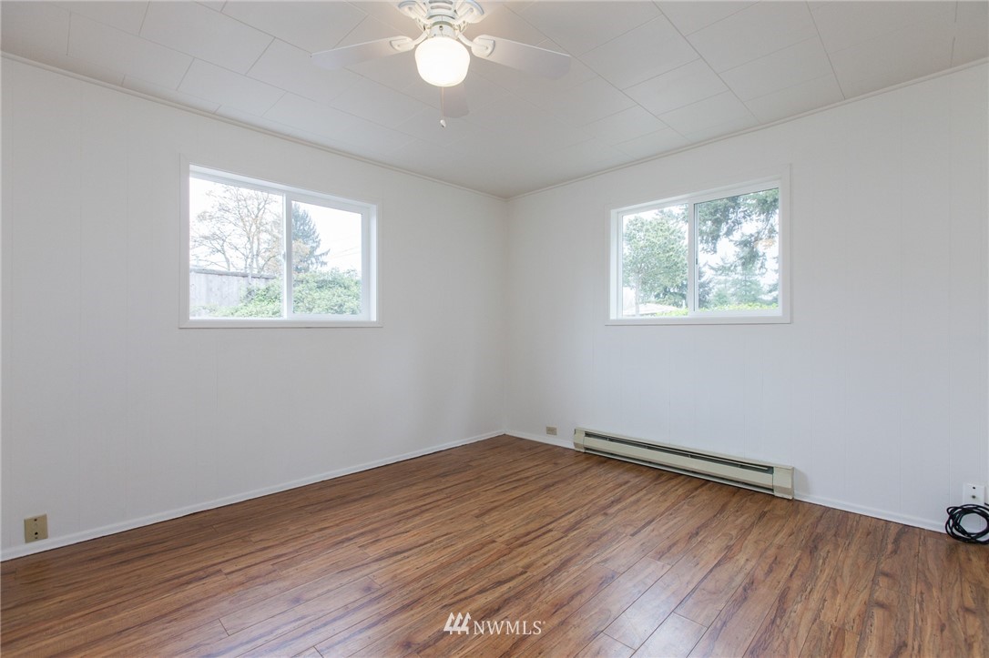 16517 108th Avenue Southeast Renton, WA 98055 - Photo 12 of 25 Gallery Image 12