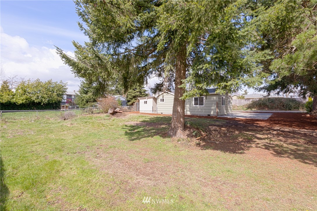 16517 108th Avenue Southeast Renton, WA 98055 - Photo 19 of 25 Gallery Image 19