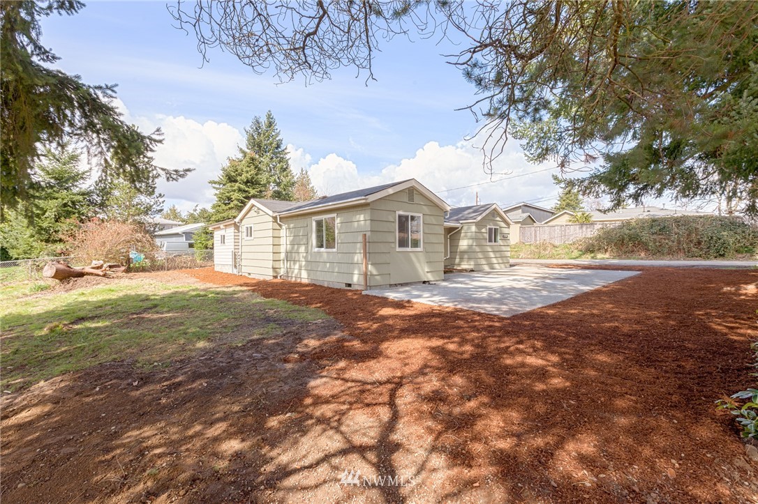 16517 108th Avenue Southeast Renton, WA 98055 - Photo 20 of 25 Gallery Image 20