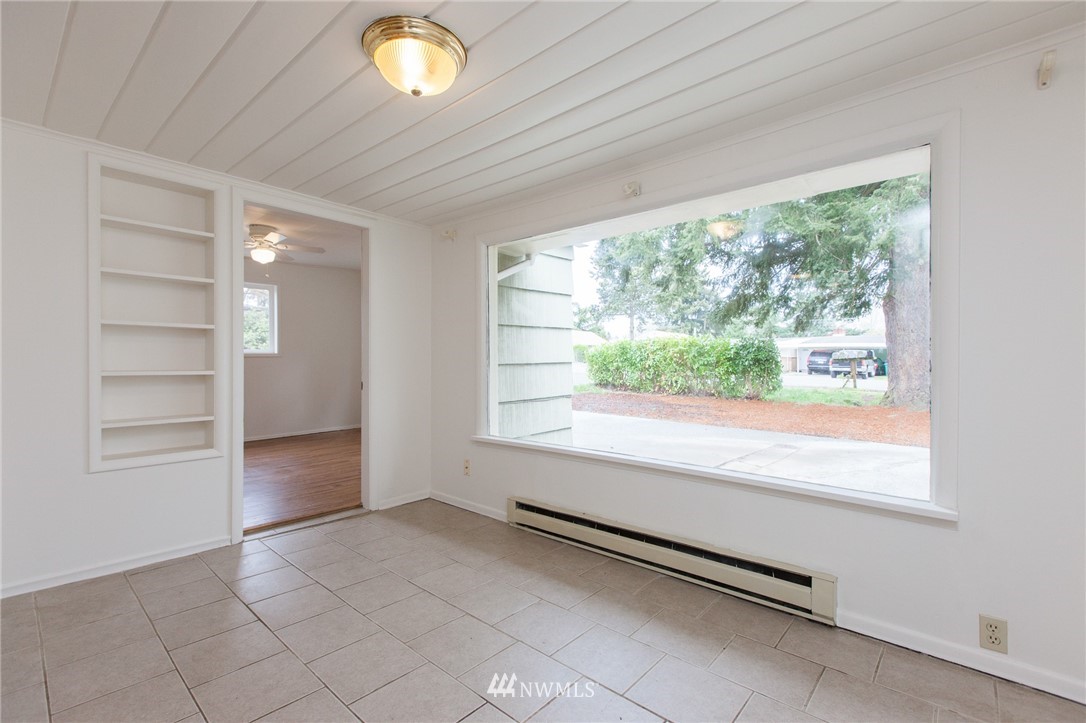16517 108th Avenue Southeast Renton, WA 98055 - Photo 9 of 25 Gallery Image 9