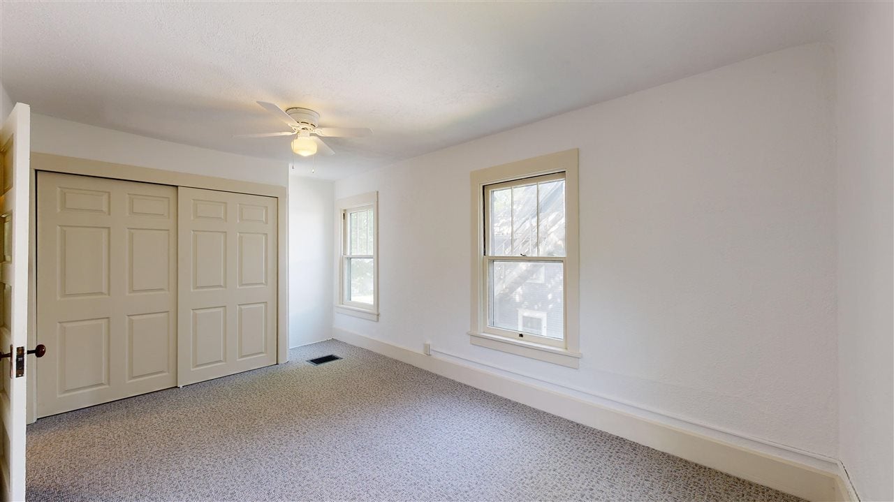 1128 Rochester Avenue Iowa City, IA 52245 - Photo 18 of 39 Gallery Image 18